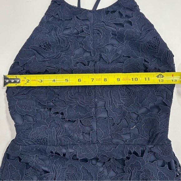 NWT Lauren Nicole What a Doll Dress Navy crochet Floral Lace Halter Mini Dress S - Picture 10 of 12